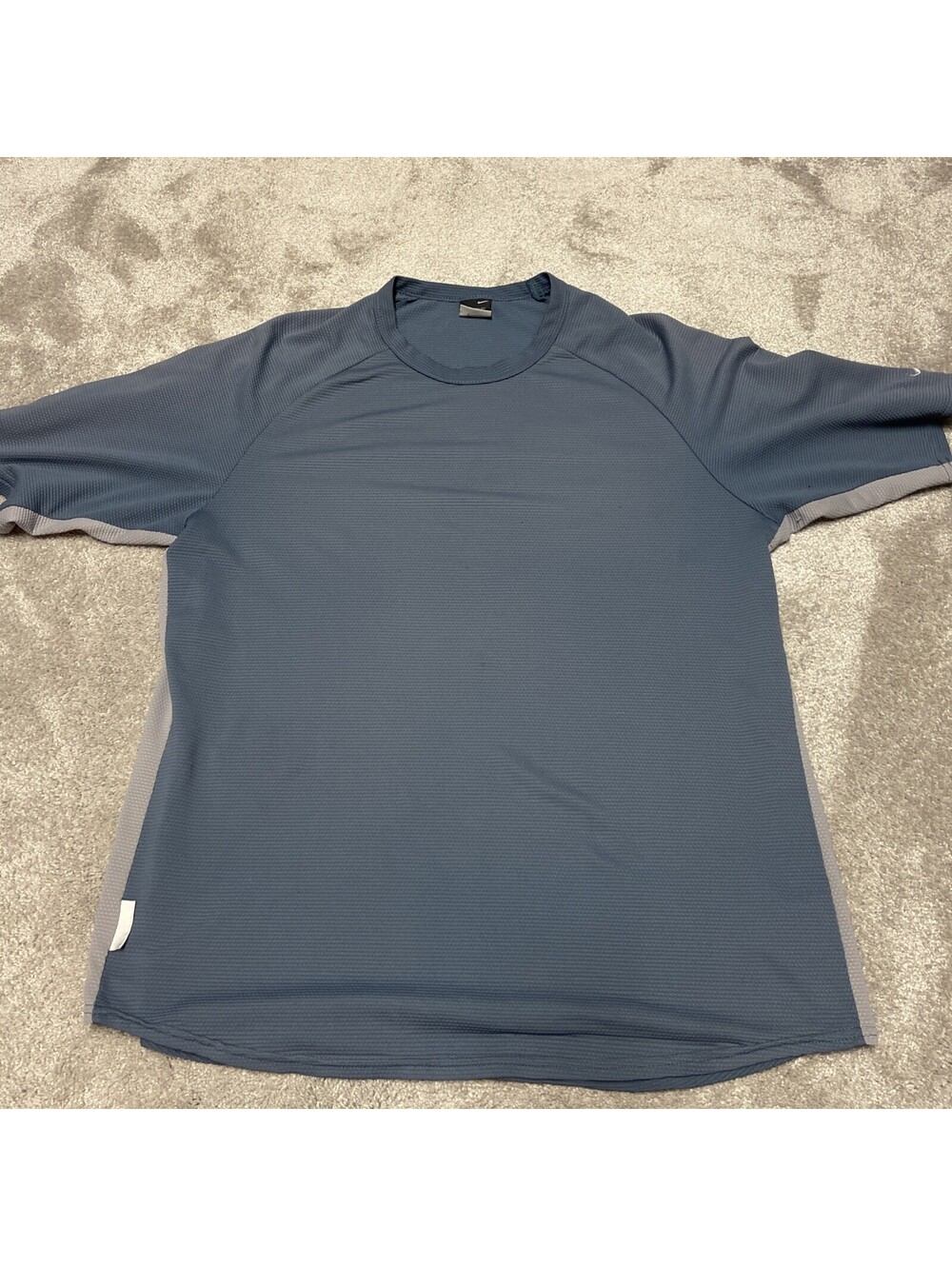 nike t shirt large